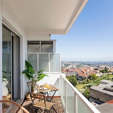 Elegant Studio W/ Ac & Balcony By Lovelystay Porto Ngoại thất bức ảnh