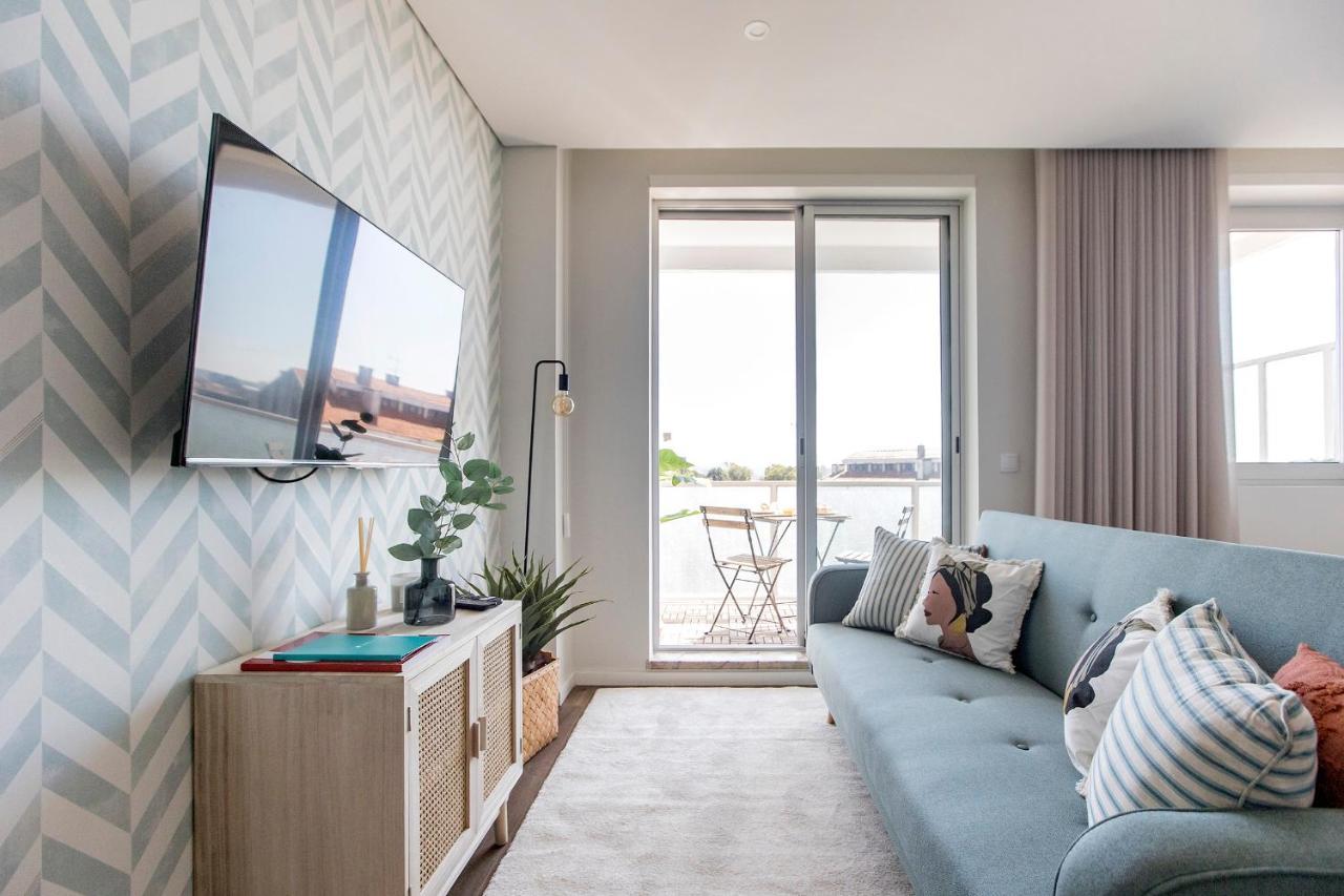 Elegant Studio W/ Ac & Balcony By Lovelystay Porto Ngoại thất bức ảnh